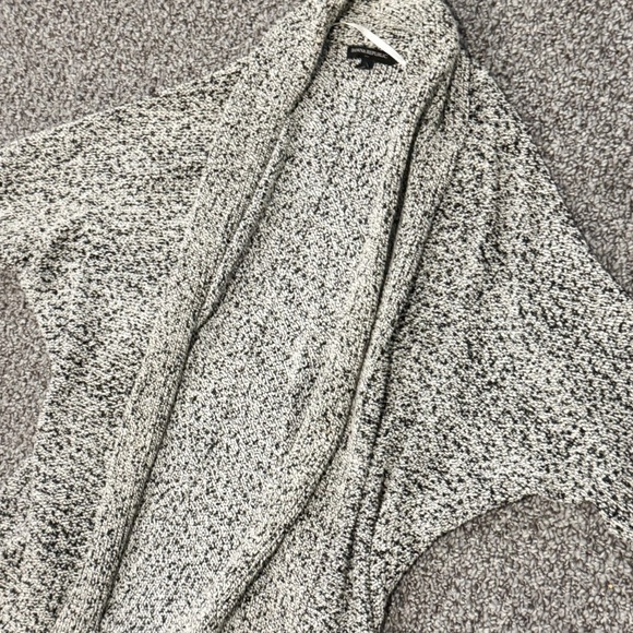Banana Republic Women's Heather Gray Cardigan - Picture 4 of 6